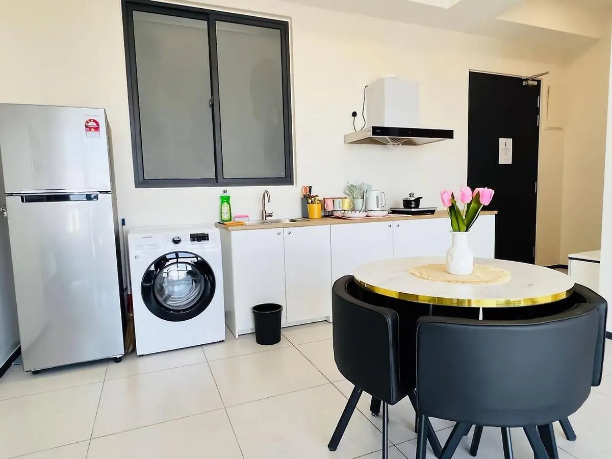 Apartment Urban Suites L 7Pax 3R2B A L Cityview L Georgetown Jelutong